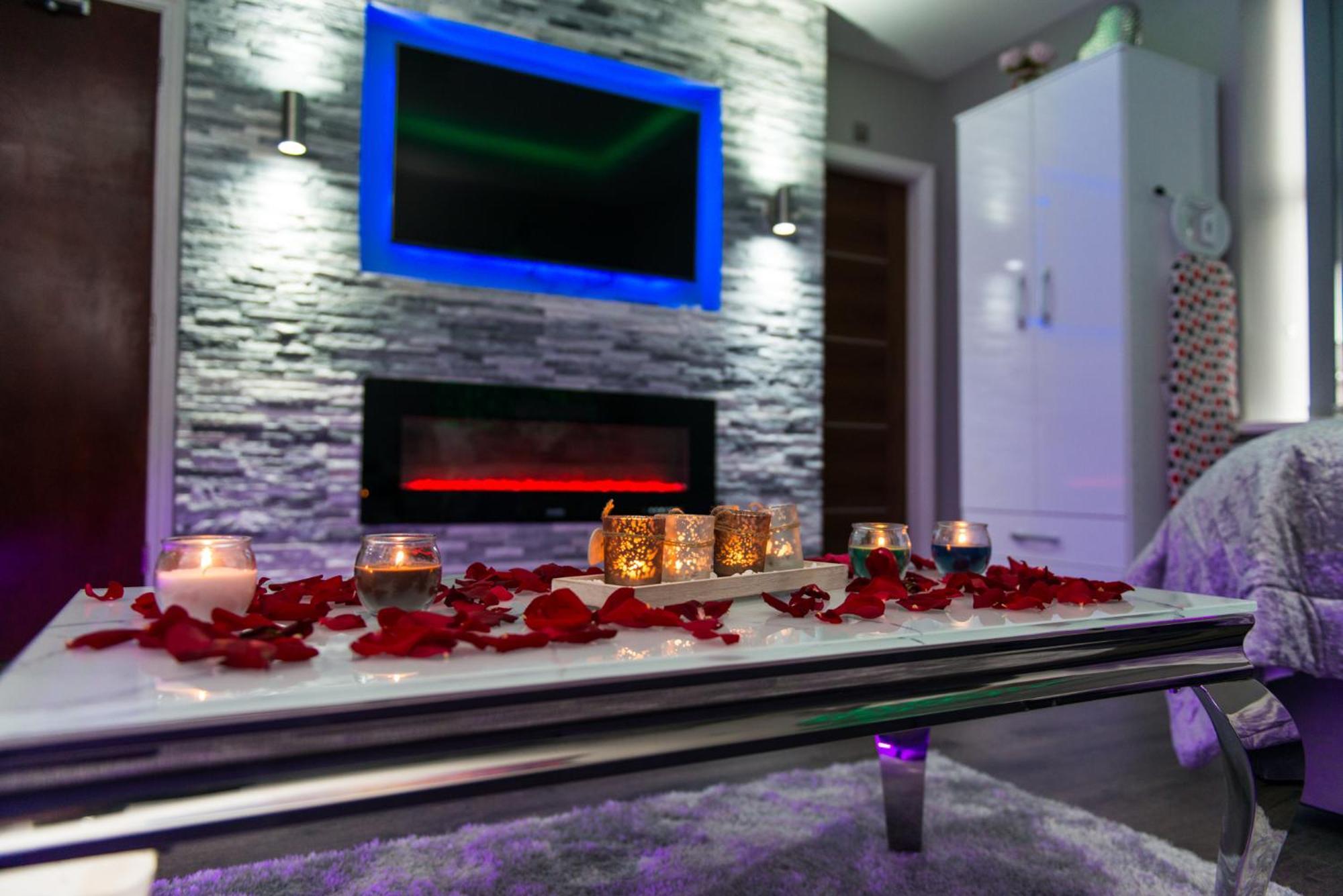 Aphrodite Suites Гаддерсфілд Номер фото